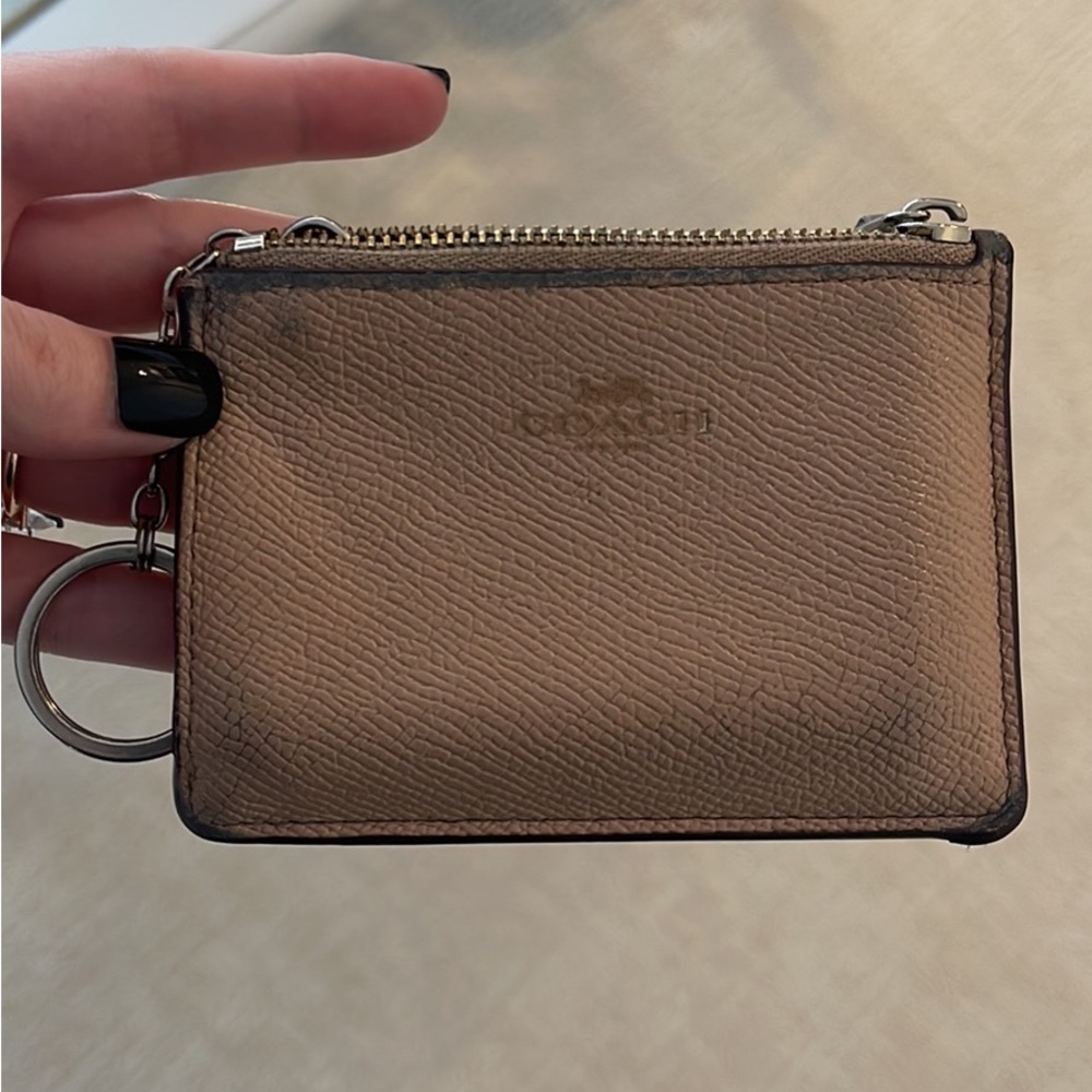 Coach wrislet light pink